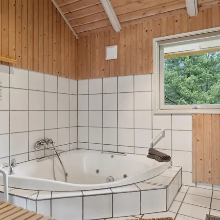 Holiday home Wale - 3-3km From The Sea By Interhome